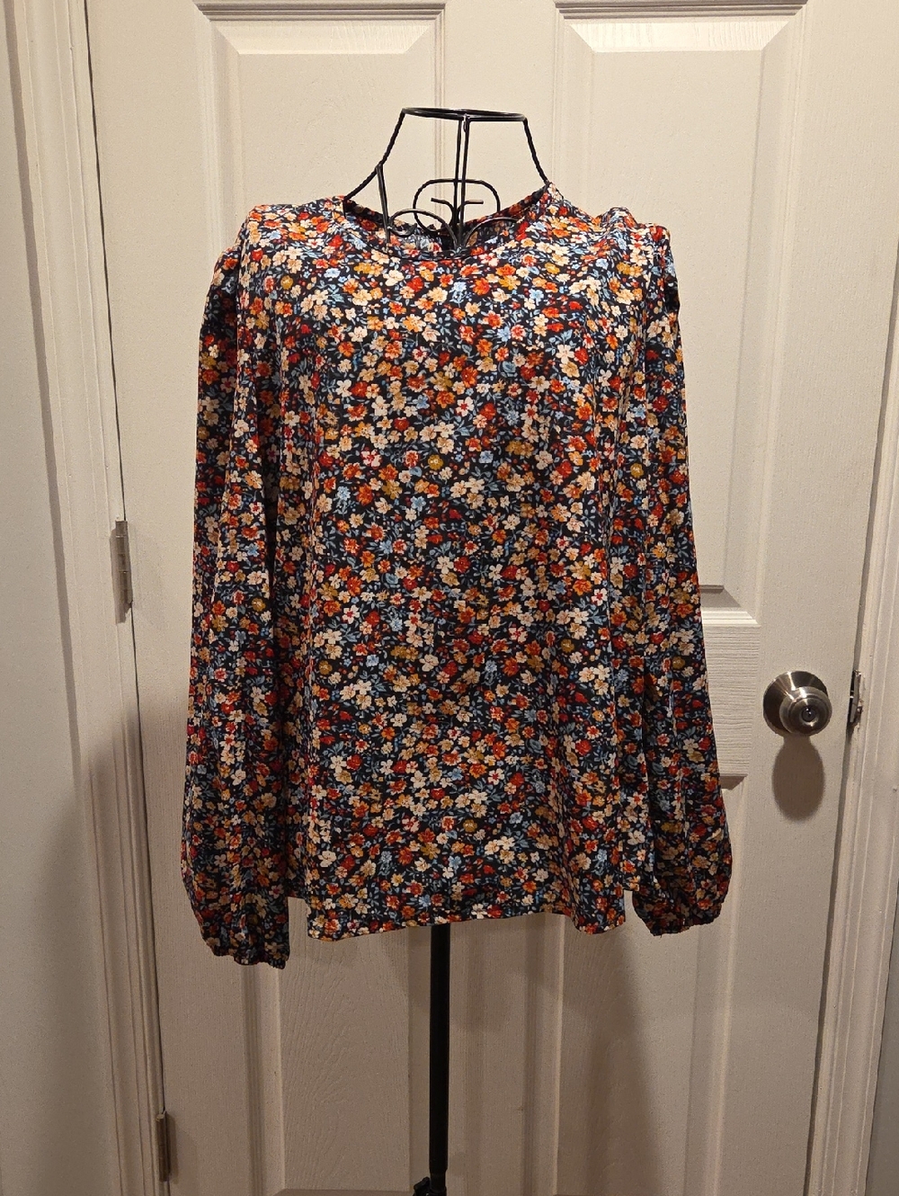 SHEIN Black Multicolor Floral Puff-Sleeve Blouse
